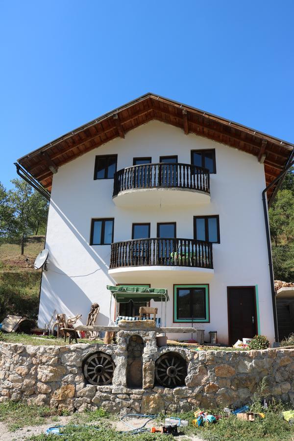 Eco Camp Dzogaska Vrela 호텔 플레블라 외부 사진