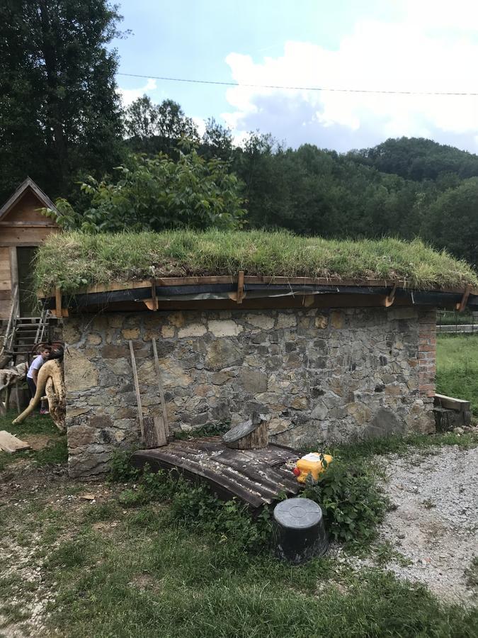 Eco Camp Dzogaska Vrela 호텔 플레블라 외부 사진