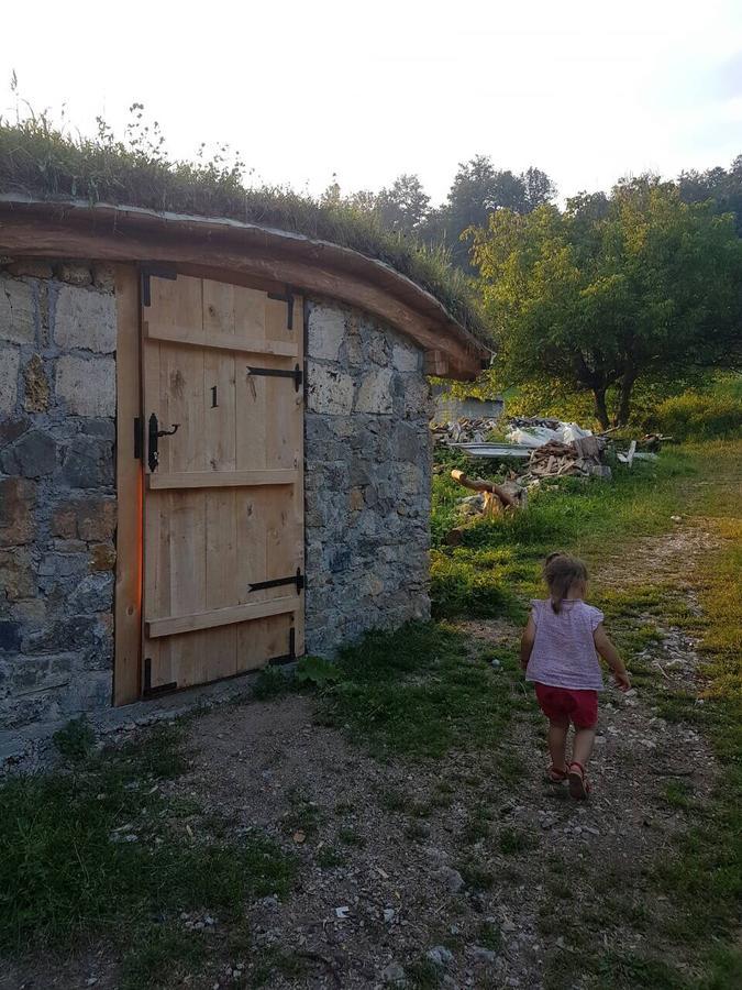 Eco Camp Dzogaska Vrela 호텔 플레블라 외부 사진