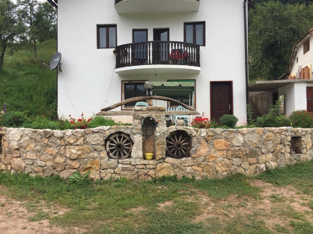 Eco Camp Dzogaska Vrela 호텔 플레블라 외부 사진