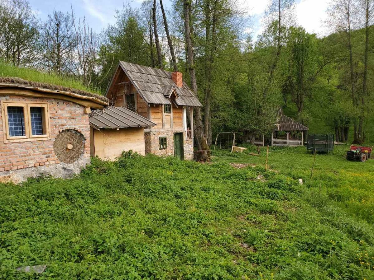 Eco Camp Dzogaska Vrela 호텔 플레블라 외부 사진