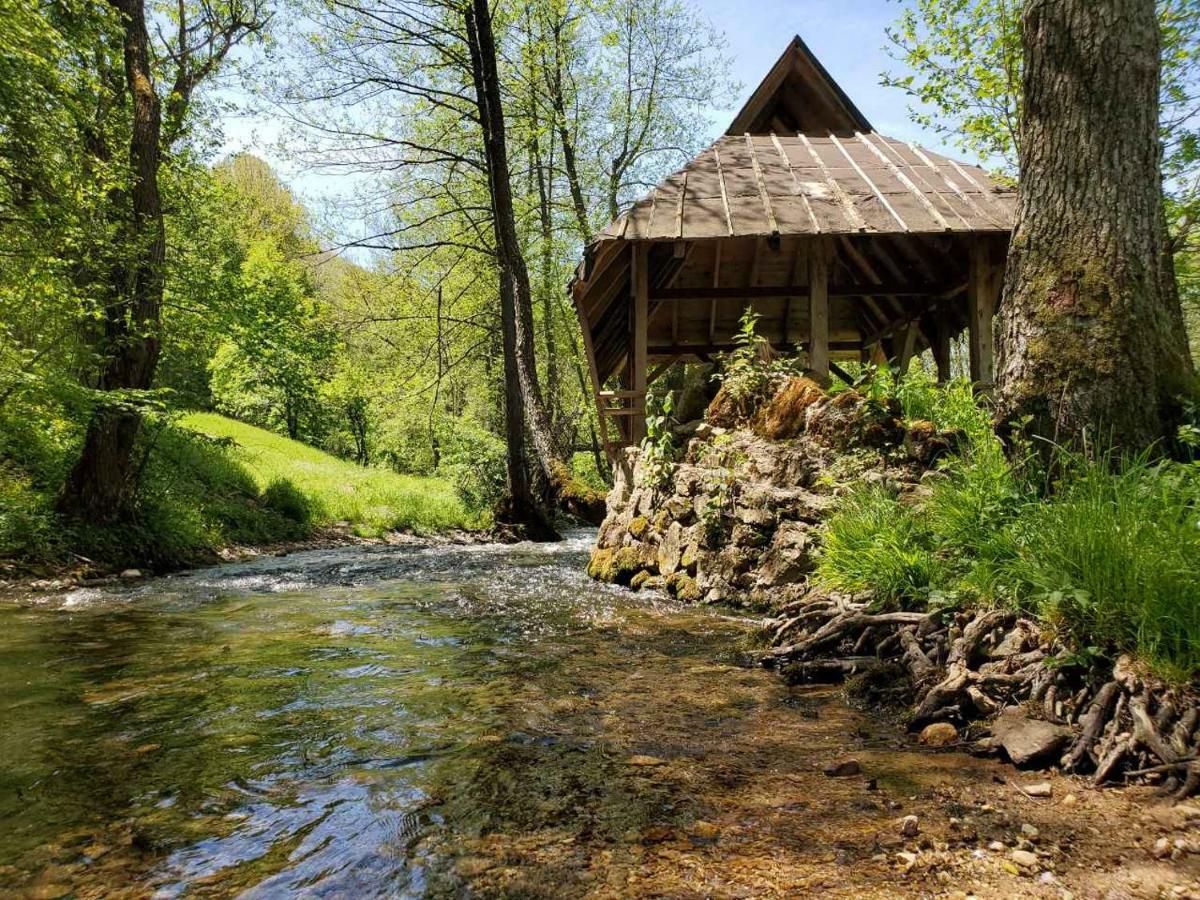 Eco Camp Dzogaska Vrela 호텔 플레블라 외부 사진